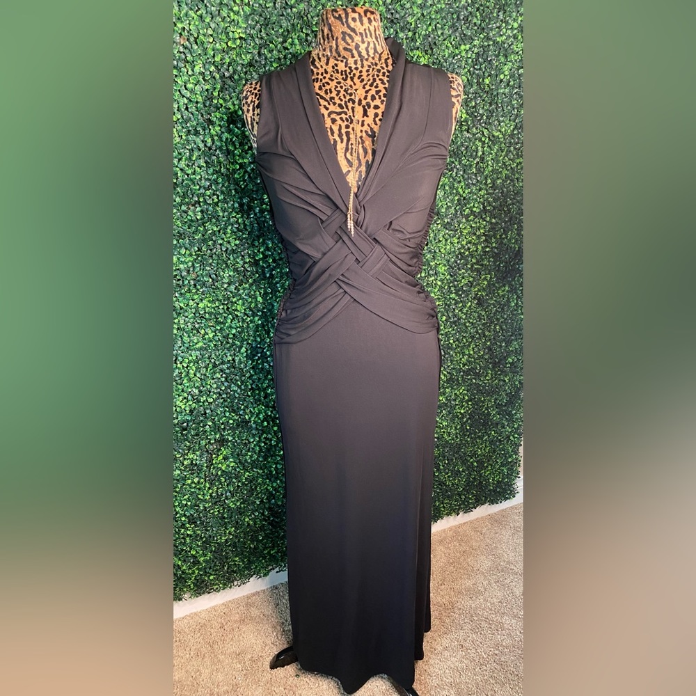 AUTHENTIC ESCADA BLACK GOWN SZ 34 (USA 4-6)